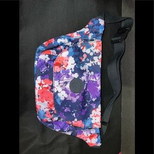 Kipling waist pack